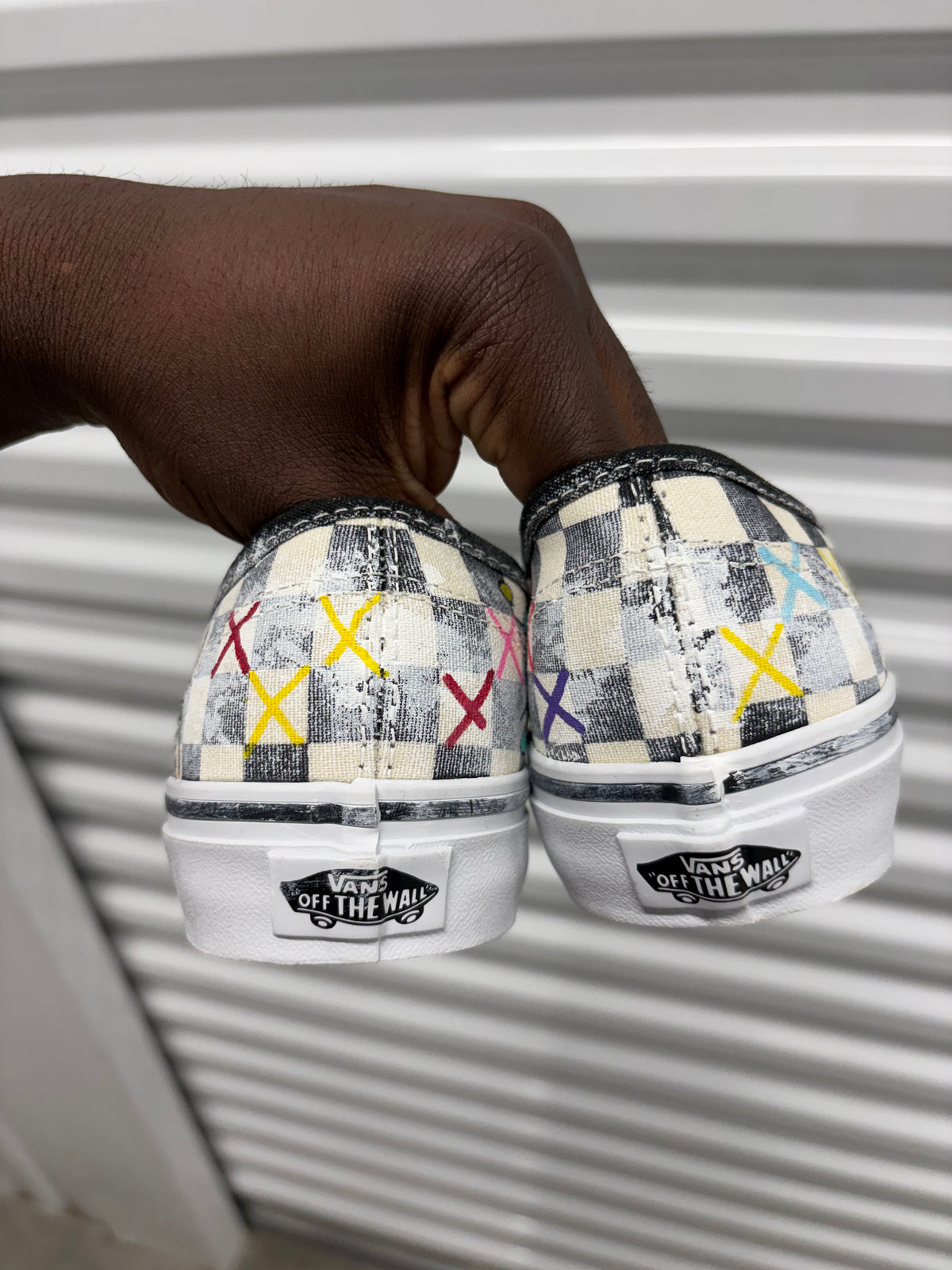 Size 6y -  Acc Checkerboard Vans 44 LX