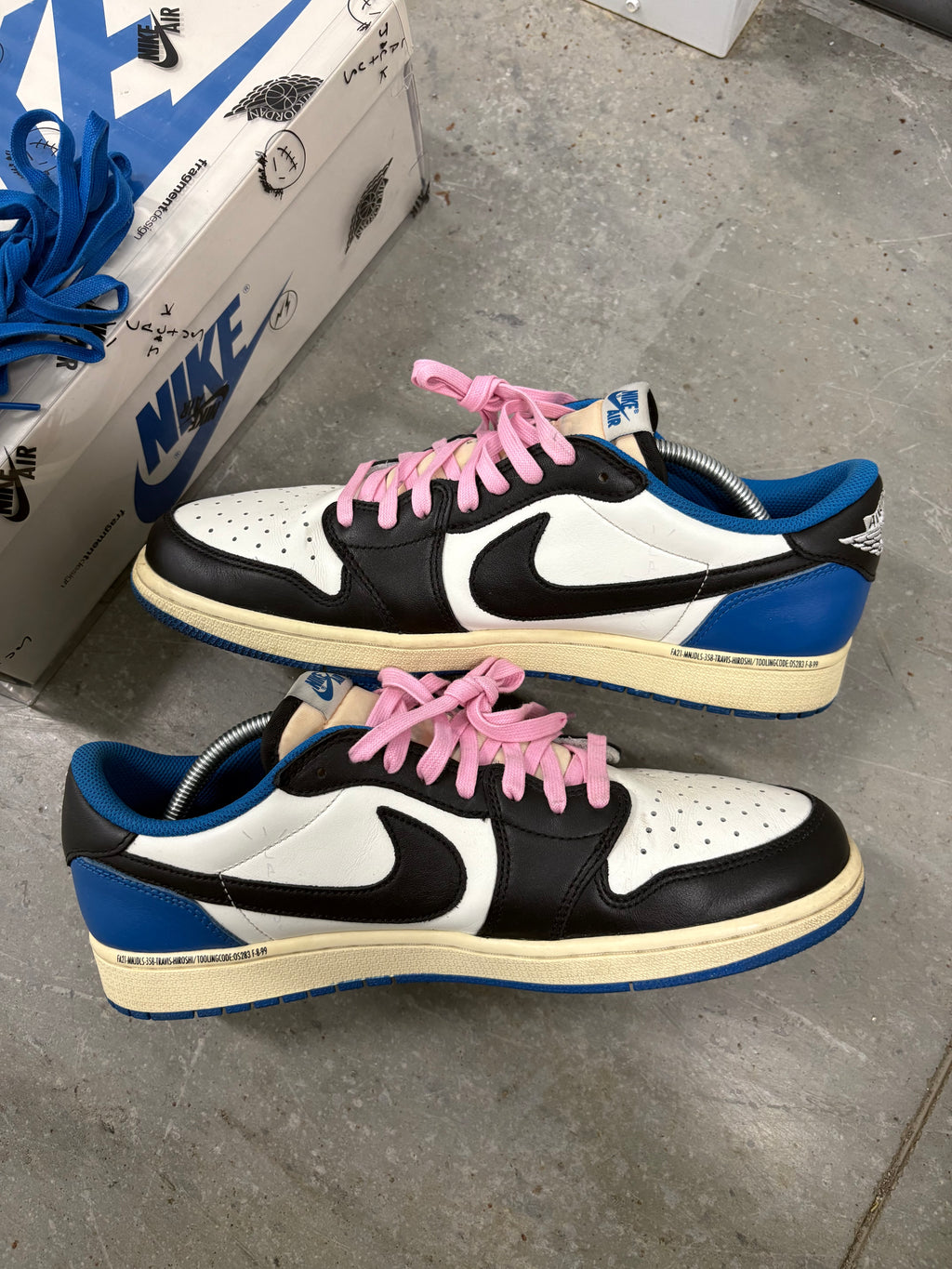 Size 11 - Travis Scott 1 Low Fragment