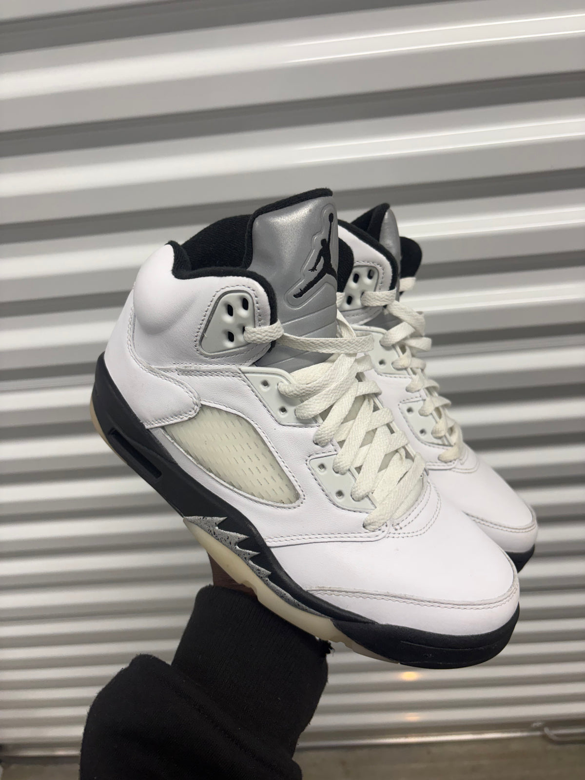 Size 7.5 - Jordan 5 Retro Reverse Metallic