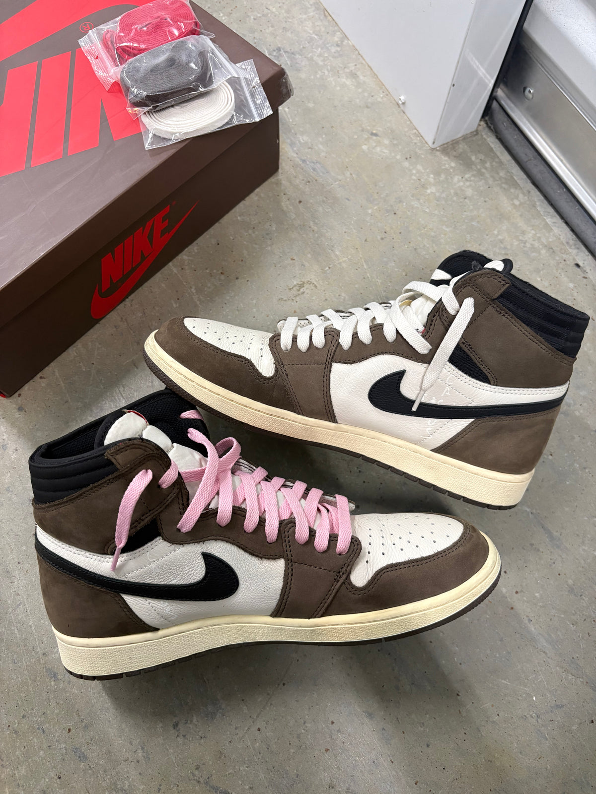 Size 12 - Jordan 1 Retro Travis Scott Mocha