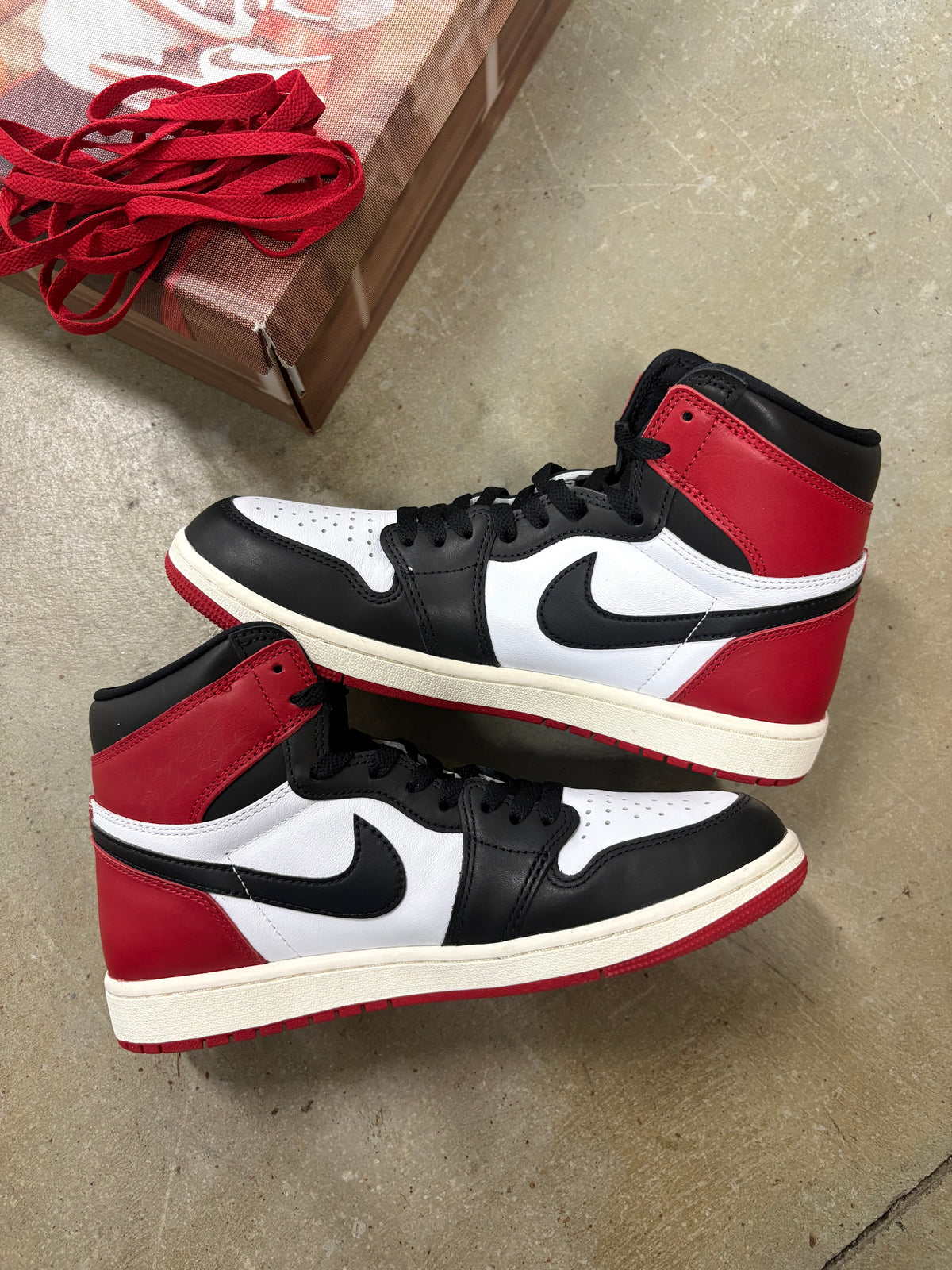 Size 9 - Jordan 1 Retro Black Toe Reimagined