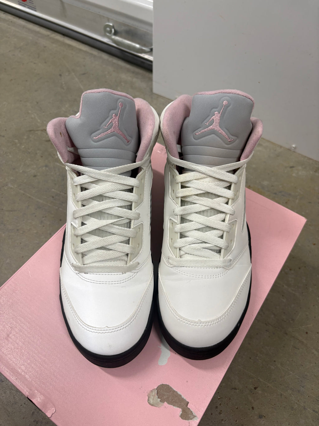 Size 8.5 - Jordan 5 Retro Medium Soft Pink
