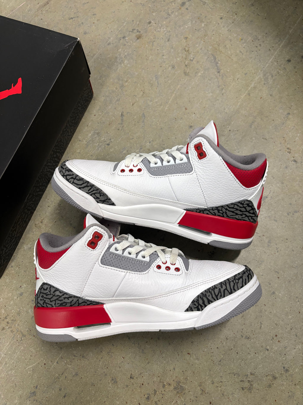 Size 7.5 - Jordan 3 Retro Fire Red
