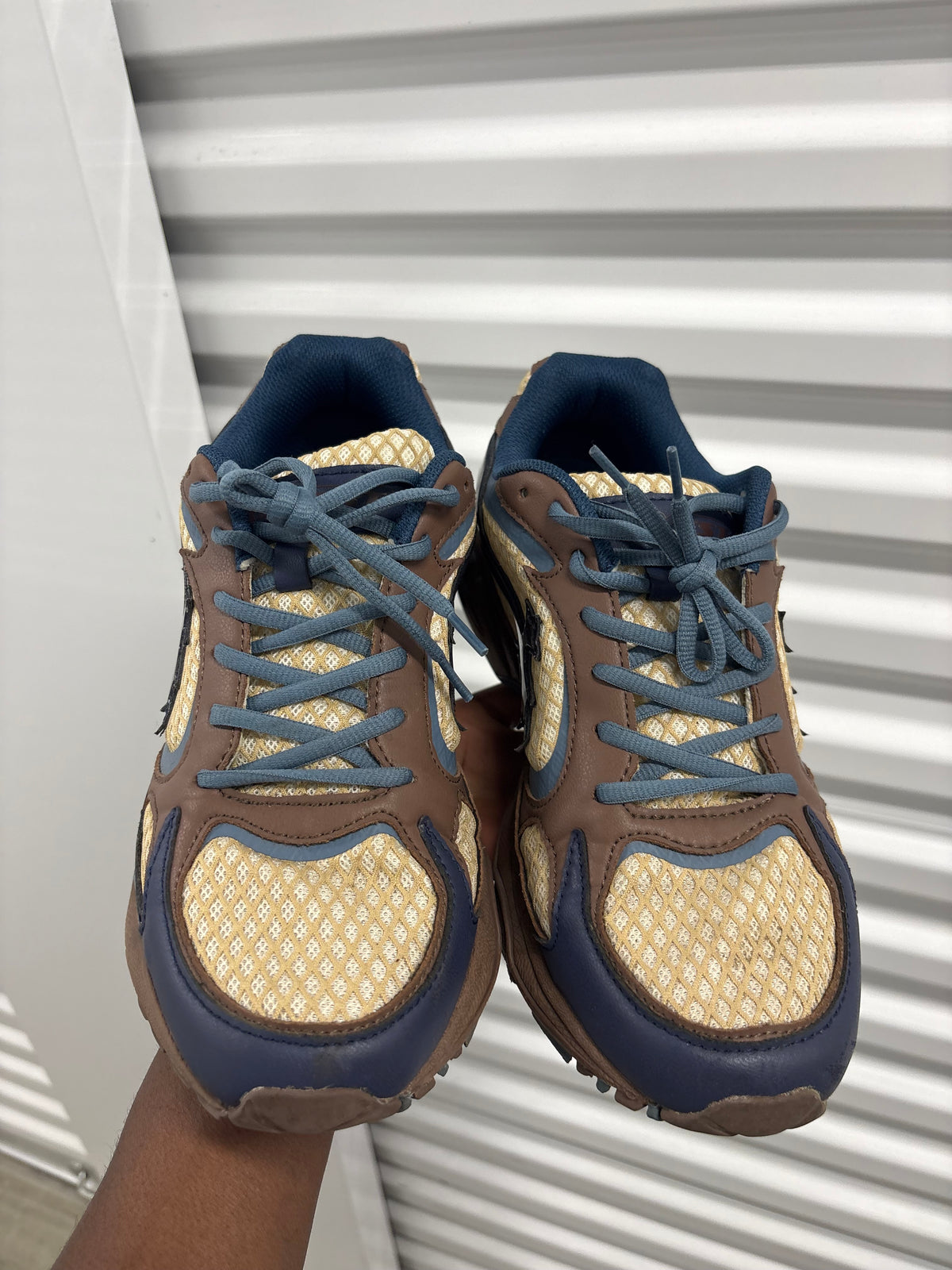 Size 10 - Bravest Studios Kross Kountry Runner Dune