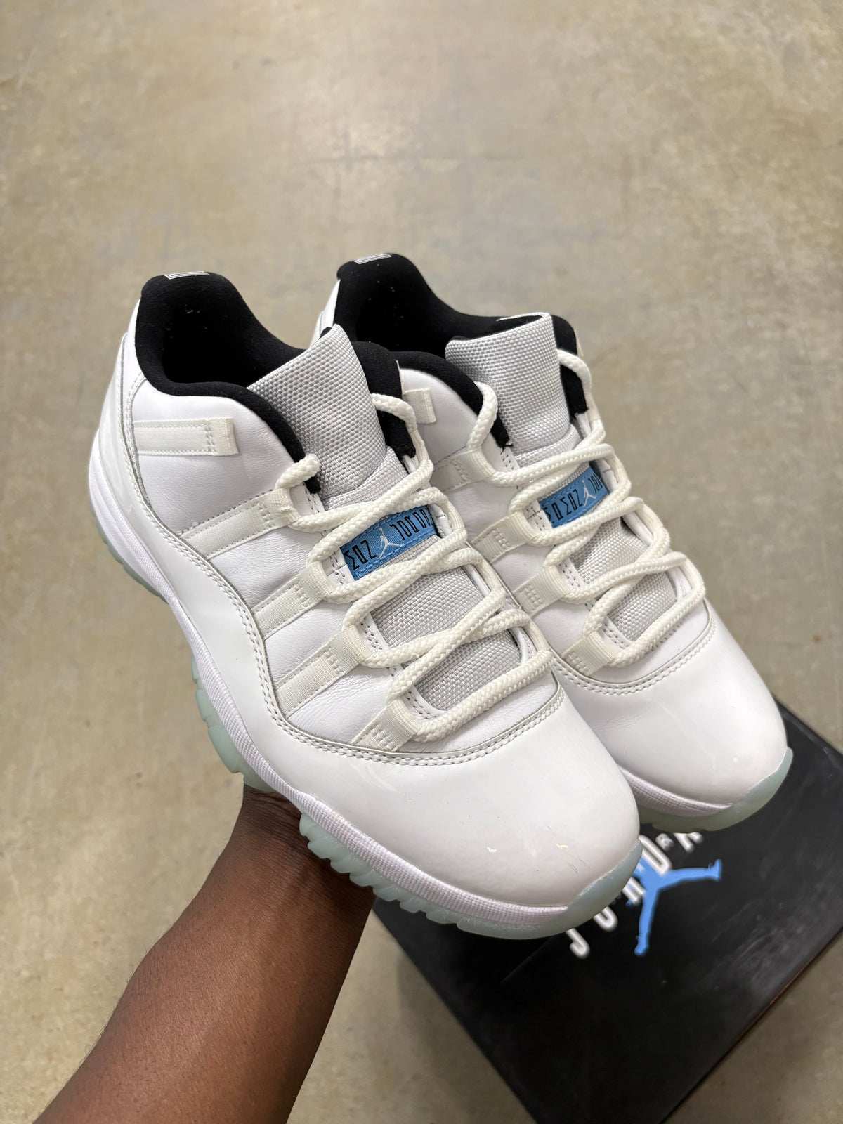 Size 7.5 - Jordan 11 Retro Low Legend Blue