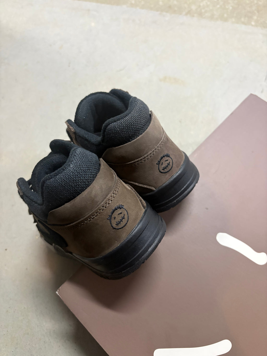 Size 6.5y - Travis Scott Jumpman Jack Dark Mocha