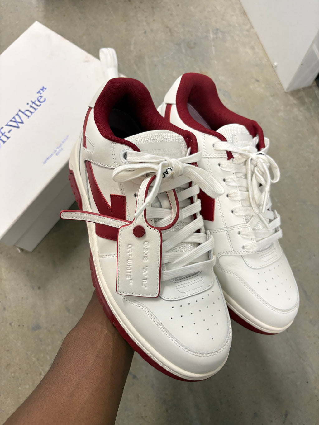 Size 9 - Off White Out The Office White Red