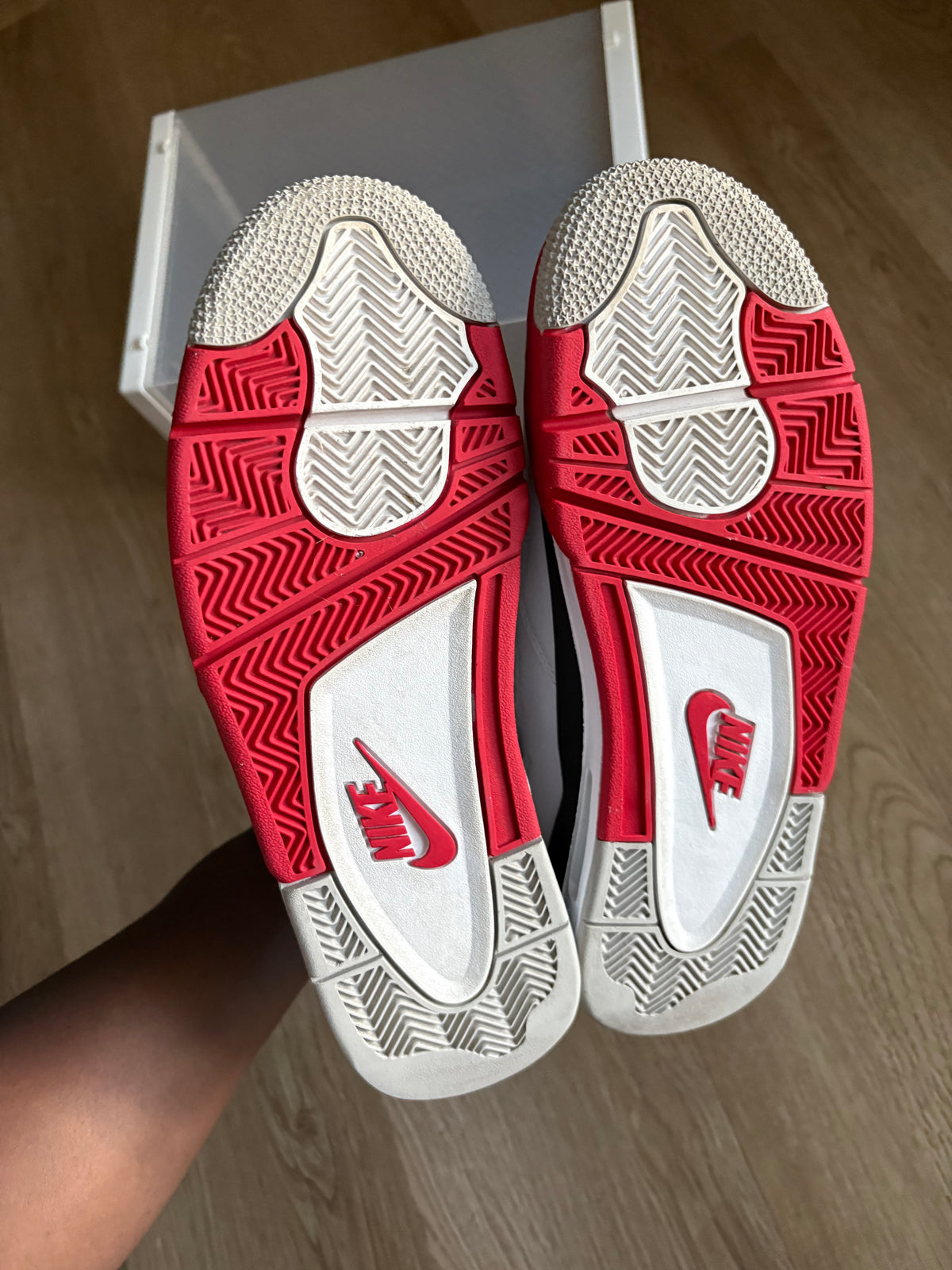 Size 9 - Jordan 4 Retro Fire Red 2020