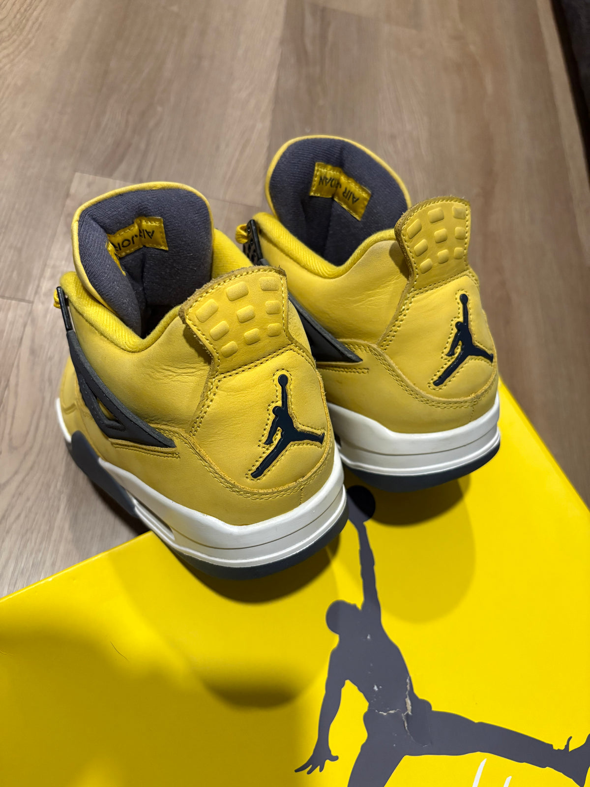 Size 9.5 - Jordan 4 Retro Lightning 2021