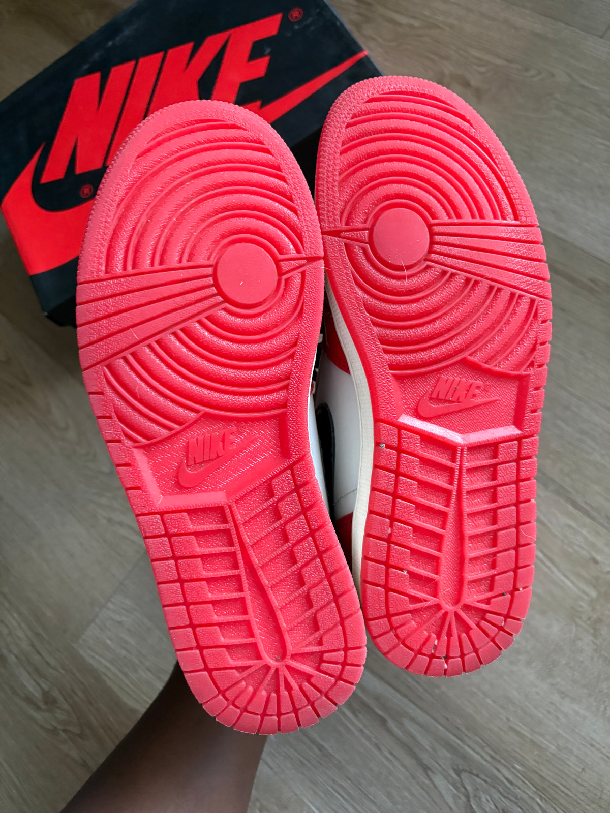 Size 7.5 - Jordan 1 Retro Spider Man / Spider Verse