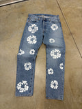 Size 36 - Denim Tears x Levi’s Cotton Wreath Light Wash Jeans
