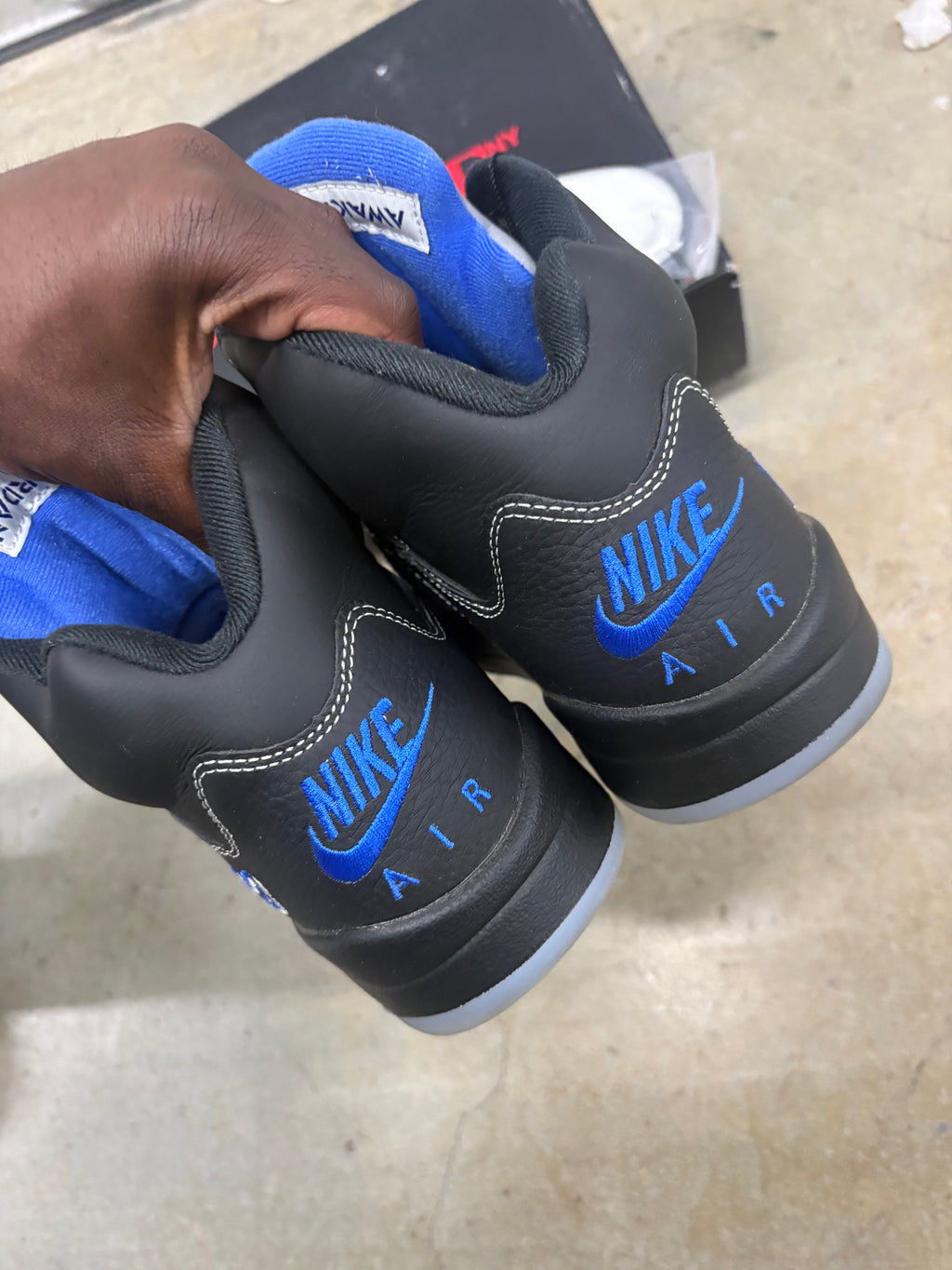 Size 10 - Jordan 5 Retro Awake NY Black