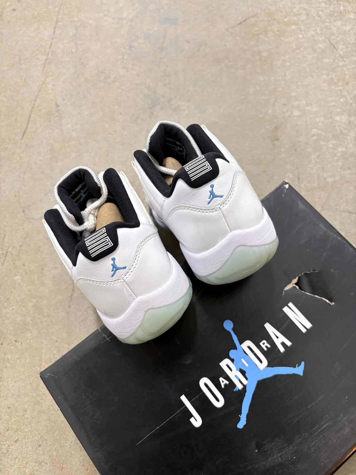 Size 7.5 - Jordan 11 Retro Low Legend Blue