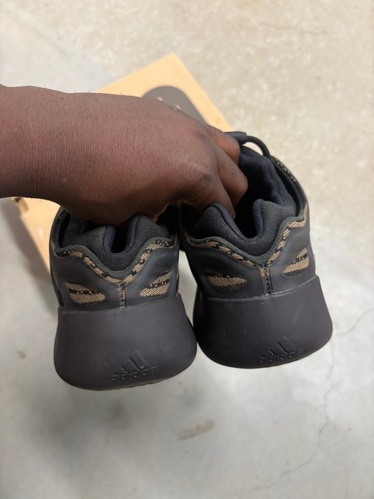 Size 8.5 - Yeezy 700 V3 Clay Brown