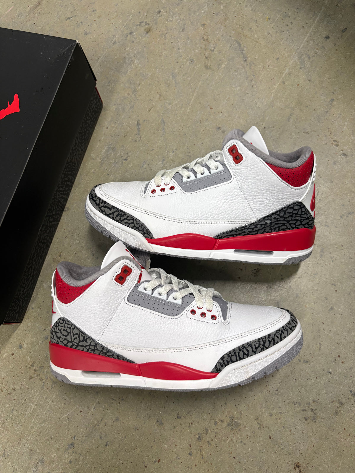 Size 7.5 - Jordan 3 Retro Fire Red