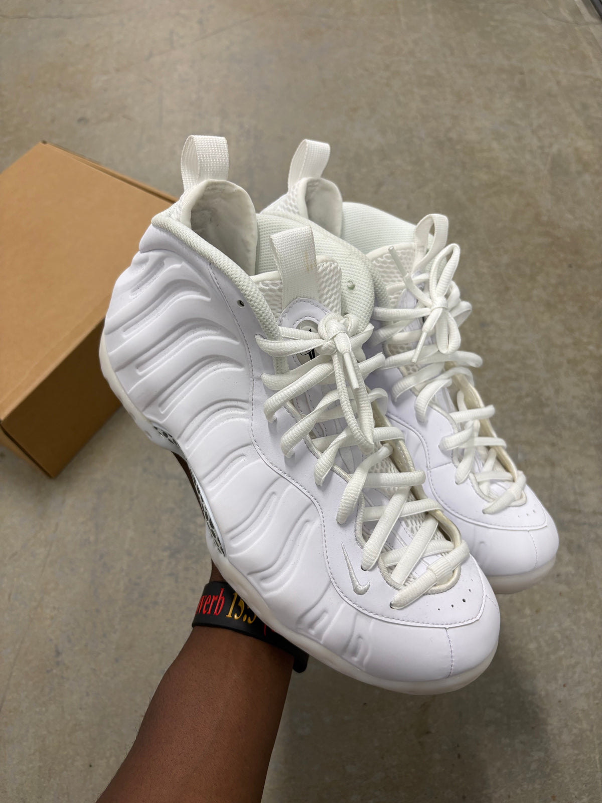 Size 10 - Nike Air Foamposite One Triple White