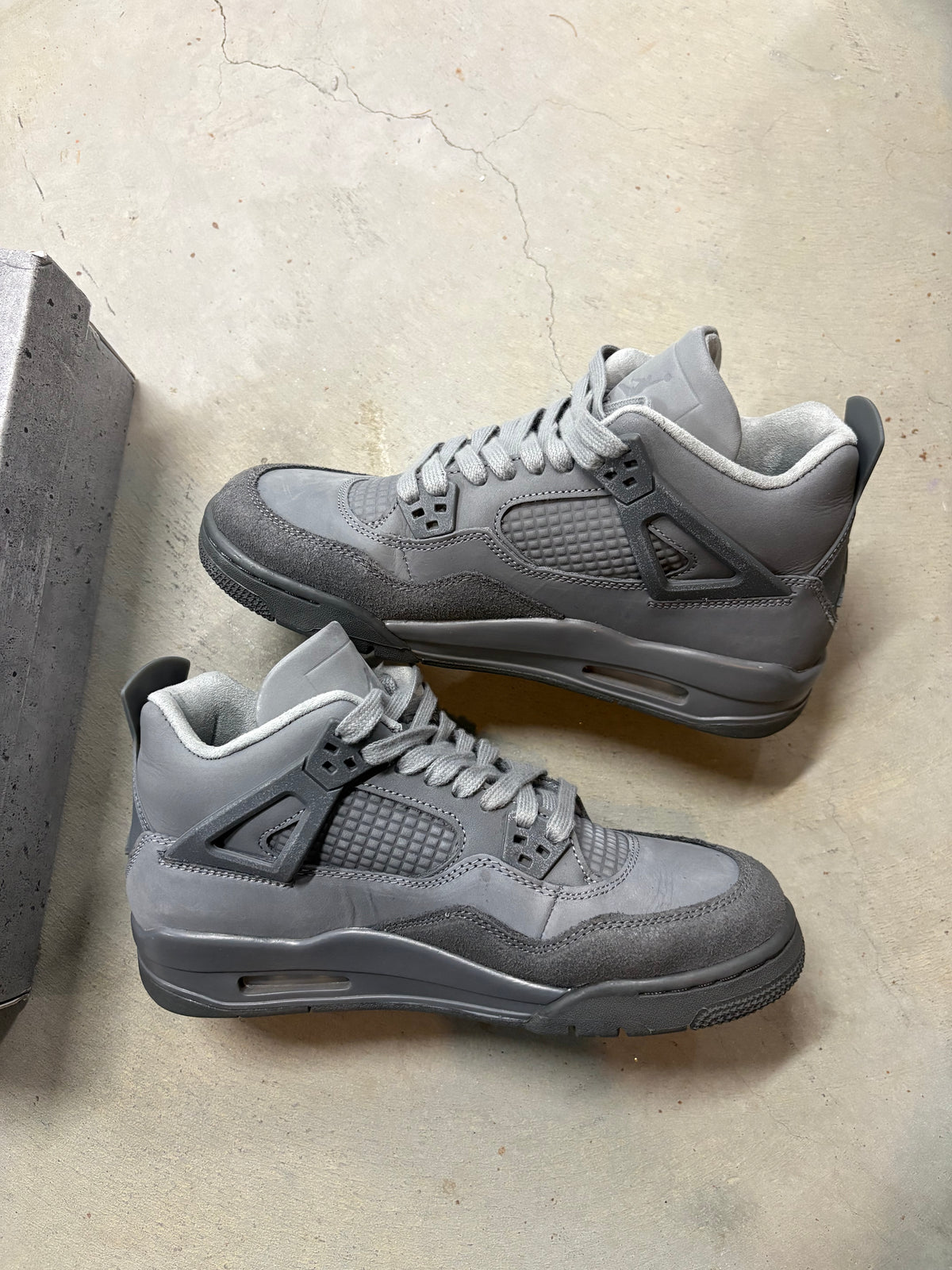 Size 7y - Jordan 4 Retro Wet Cement