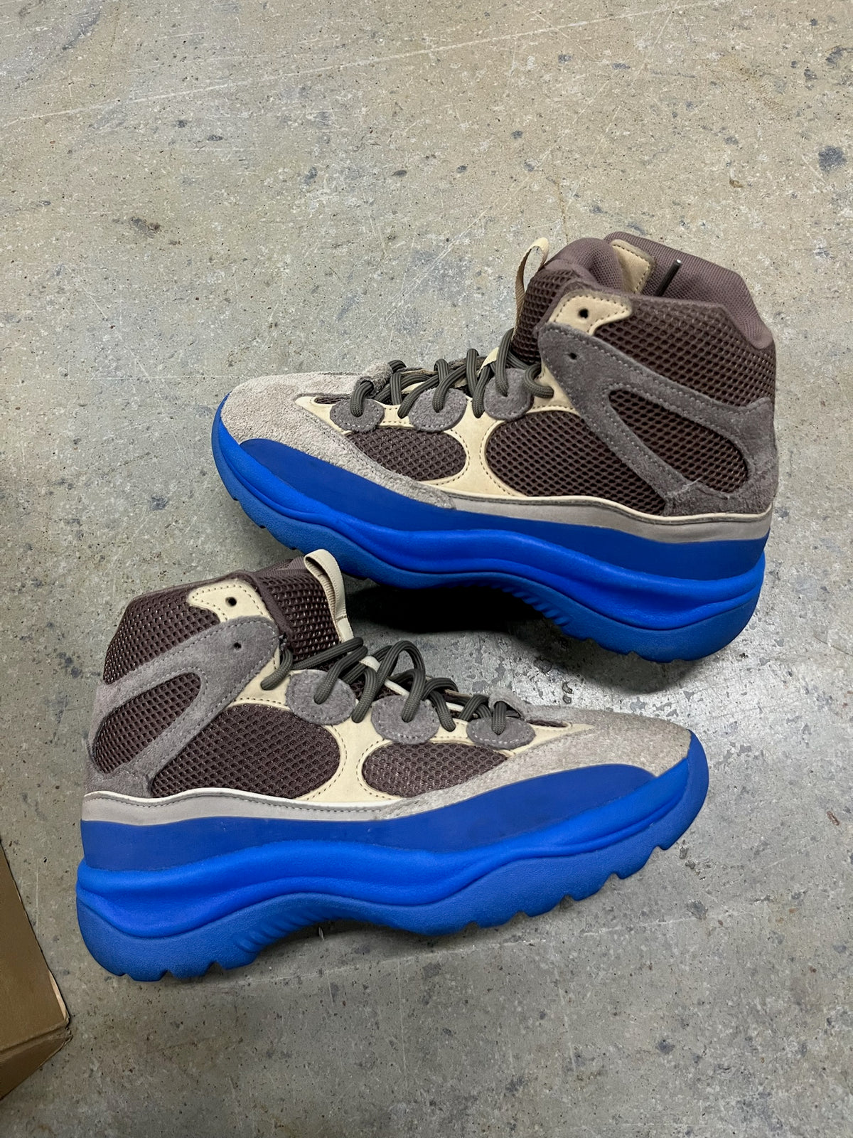 Size 9.5 - Yeezy Desert Boot Taupe Blue
