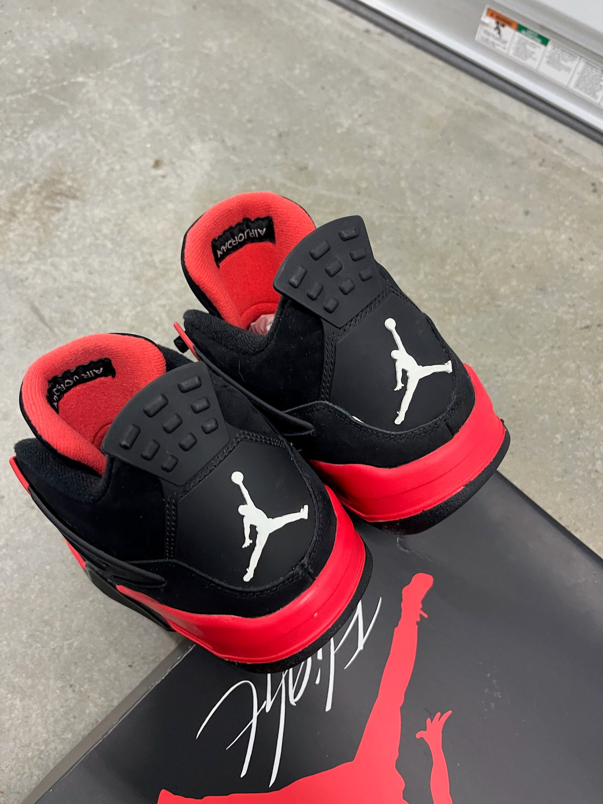 Size 6.5y - Jordan 4 Retro Red Thunder