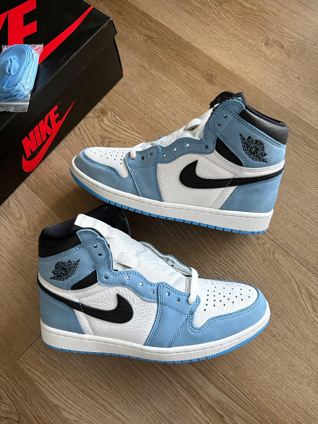 Size 8 - Jordan 1 Retro University Blue