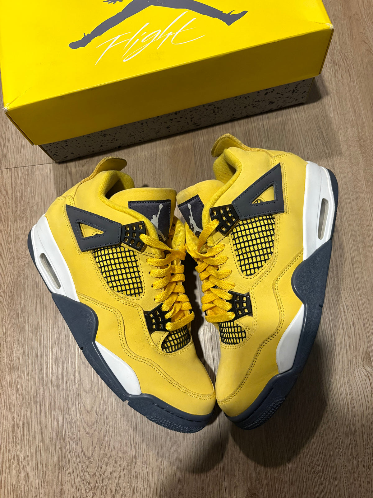 Size 9.5 - Jordan 4 Retro Lightning 2021