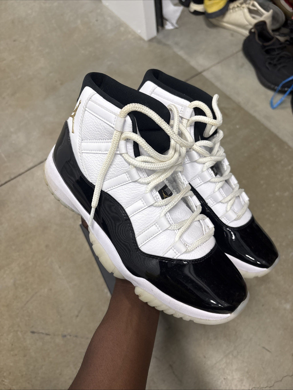Air Jordan 11 Retro DMP Gratitude Men's Sneakers Size 9