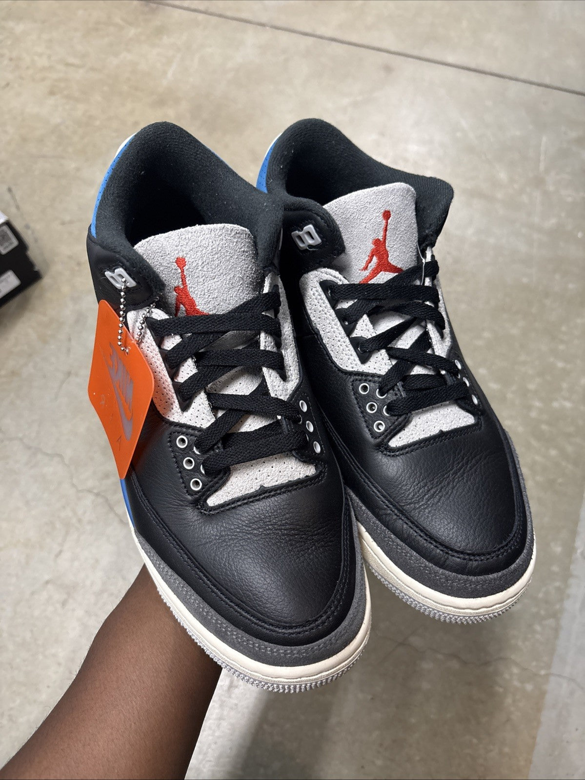 Jordan 3 Retro OG Size 8.5 'Rare Air' Sneakers IB8967-004