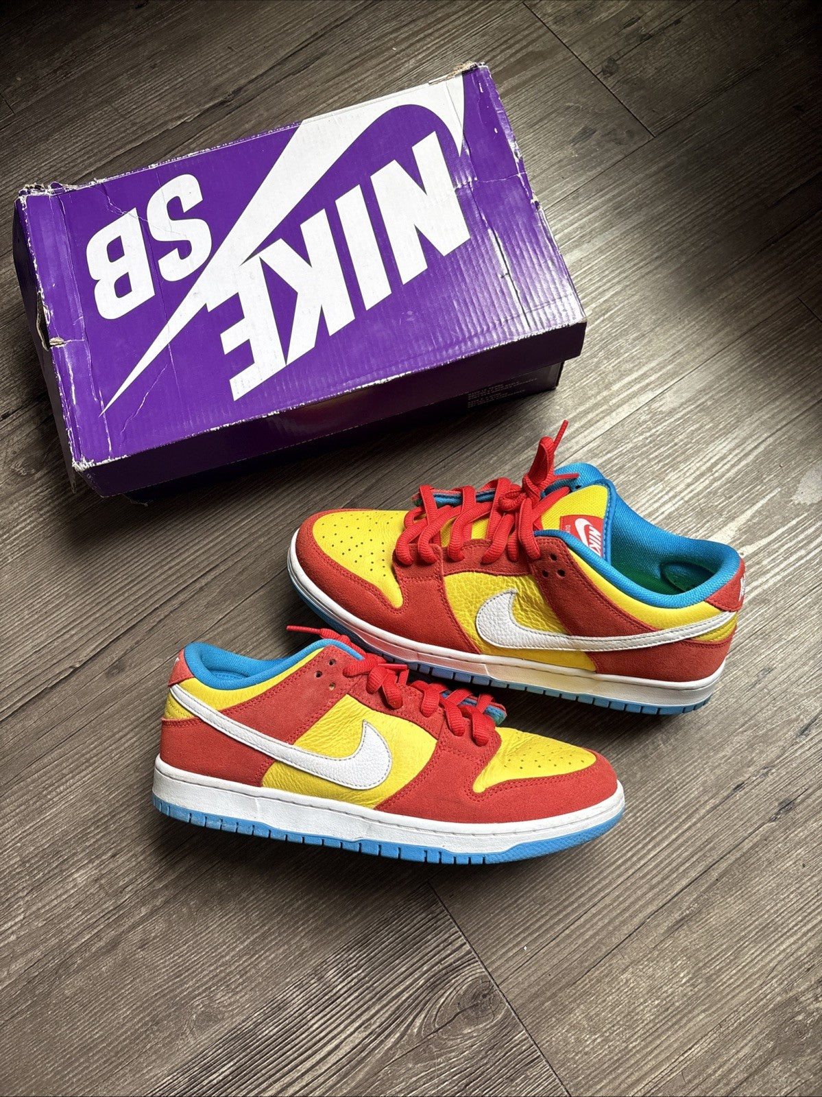 Nike SB Dunk Low Men's Bart Simpson 2022 Sneakers Size 9 BQ6817-602