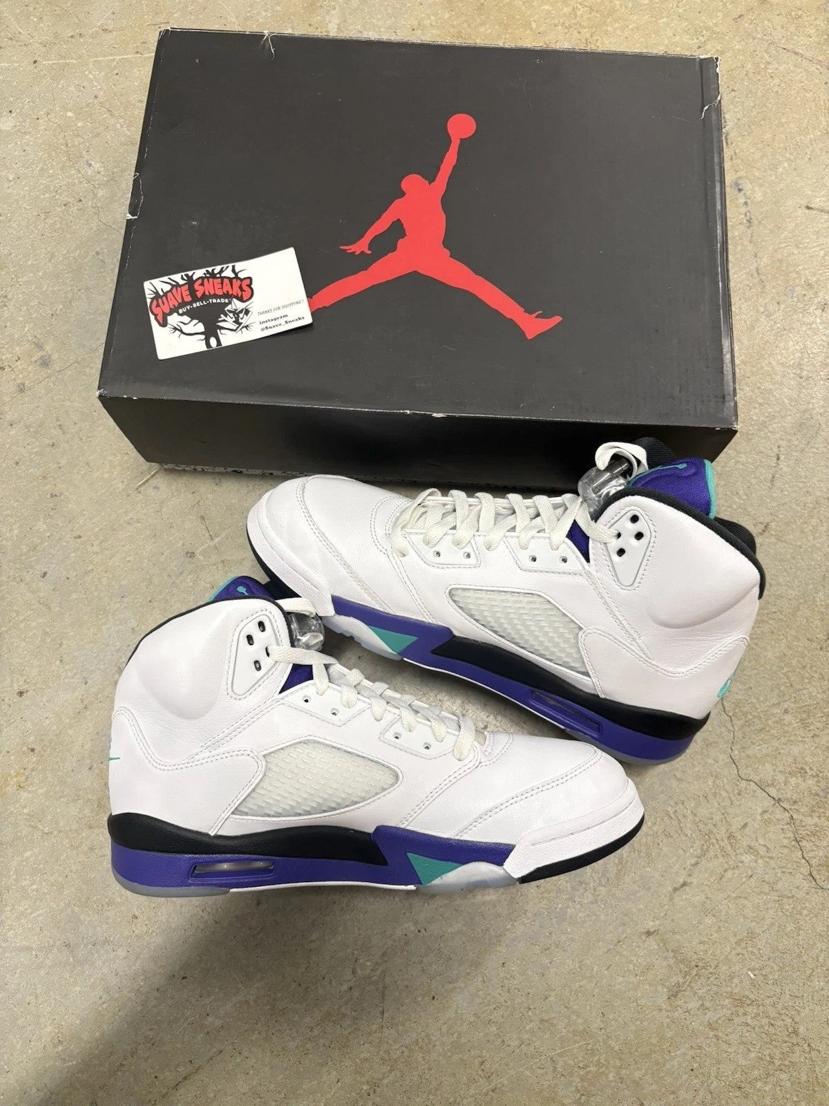 Air Jordan 5 Retro Grape 2025 Sneakers Size 9.5 HQ7978-100