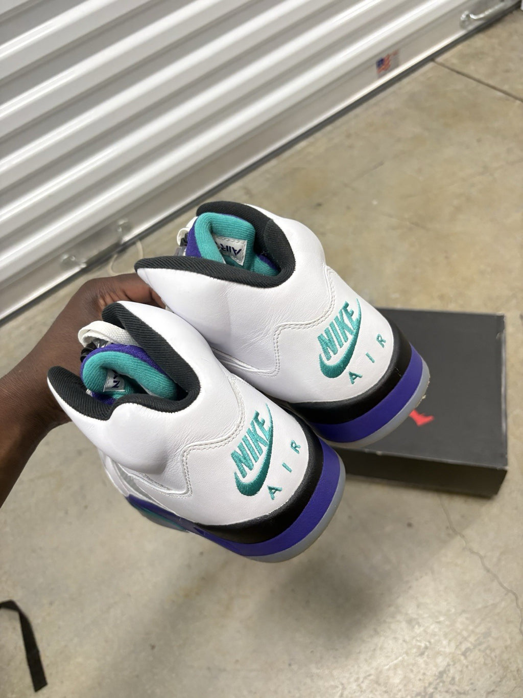 Air Jordan 5 Retro Grape 2025 Sneakers Size 9.5 HQ7978-100