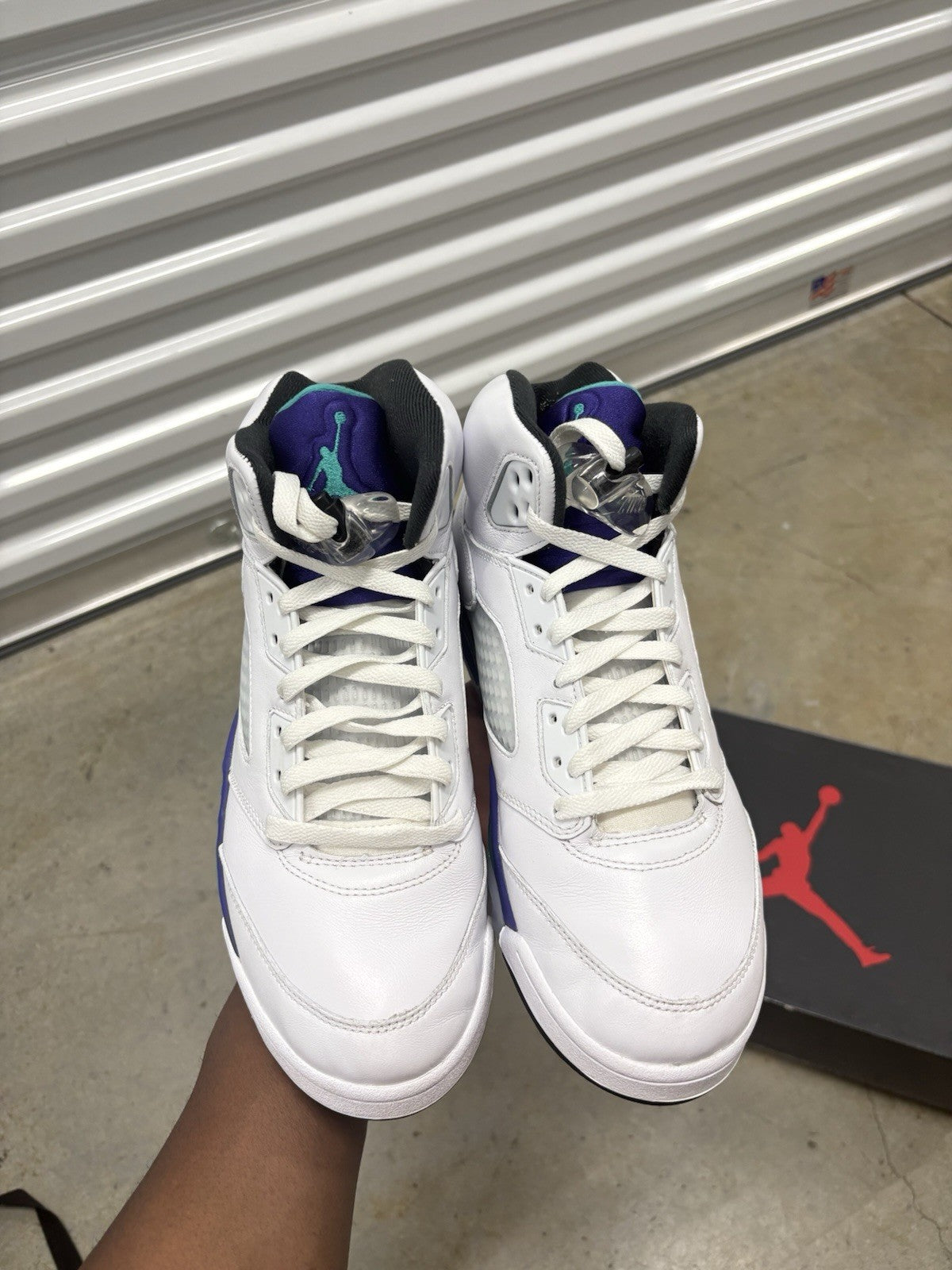 Air Jordan 5 Retro Grape 2025 Sneakers Size 9.5 HQ7978-100