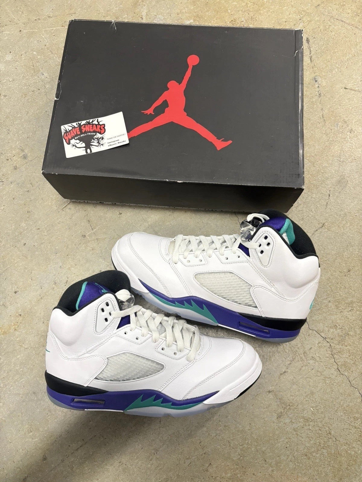 Air Jordan 5 Retro Grape 2025 Sneakers Size 9.5 HQ7978-100