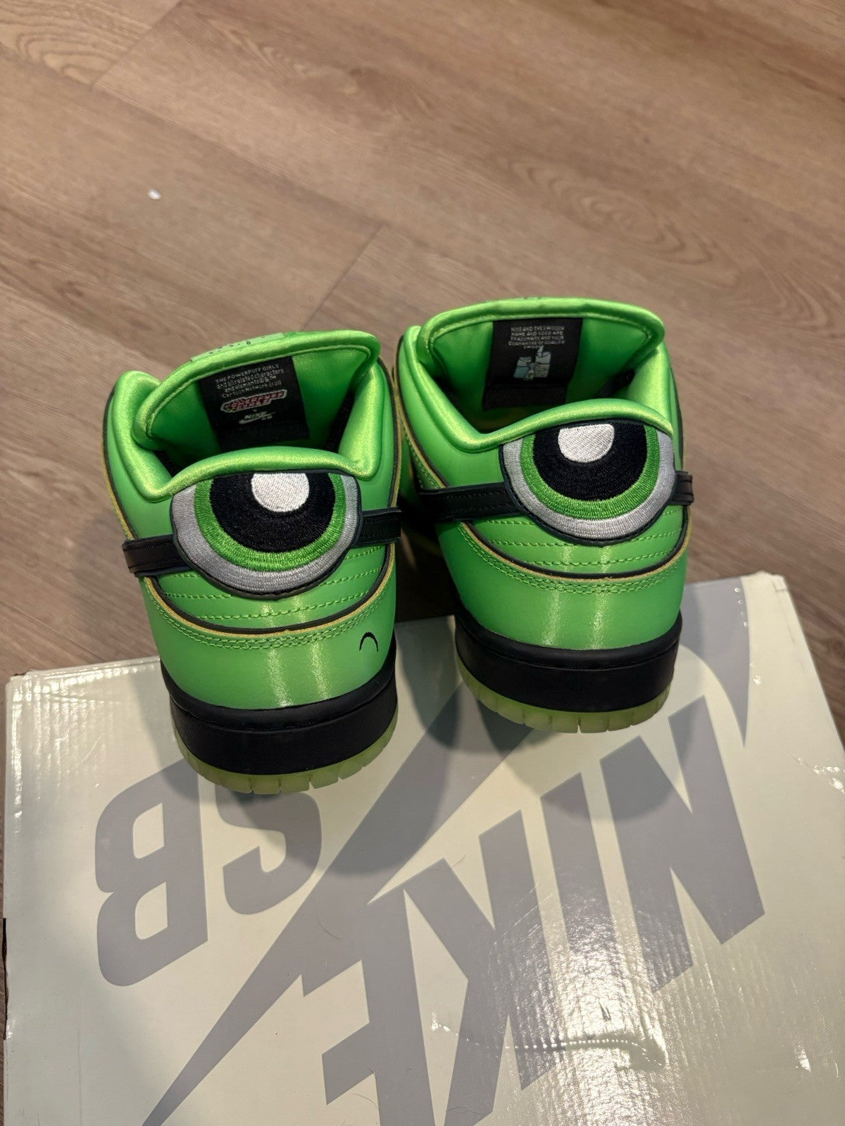 Size 10 - Nike SB Dunk Low x Powerpuff Girls Buttercup