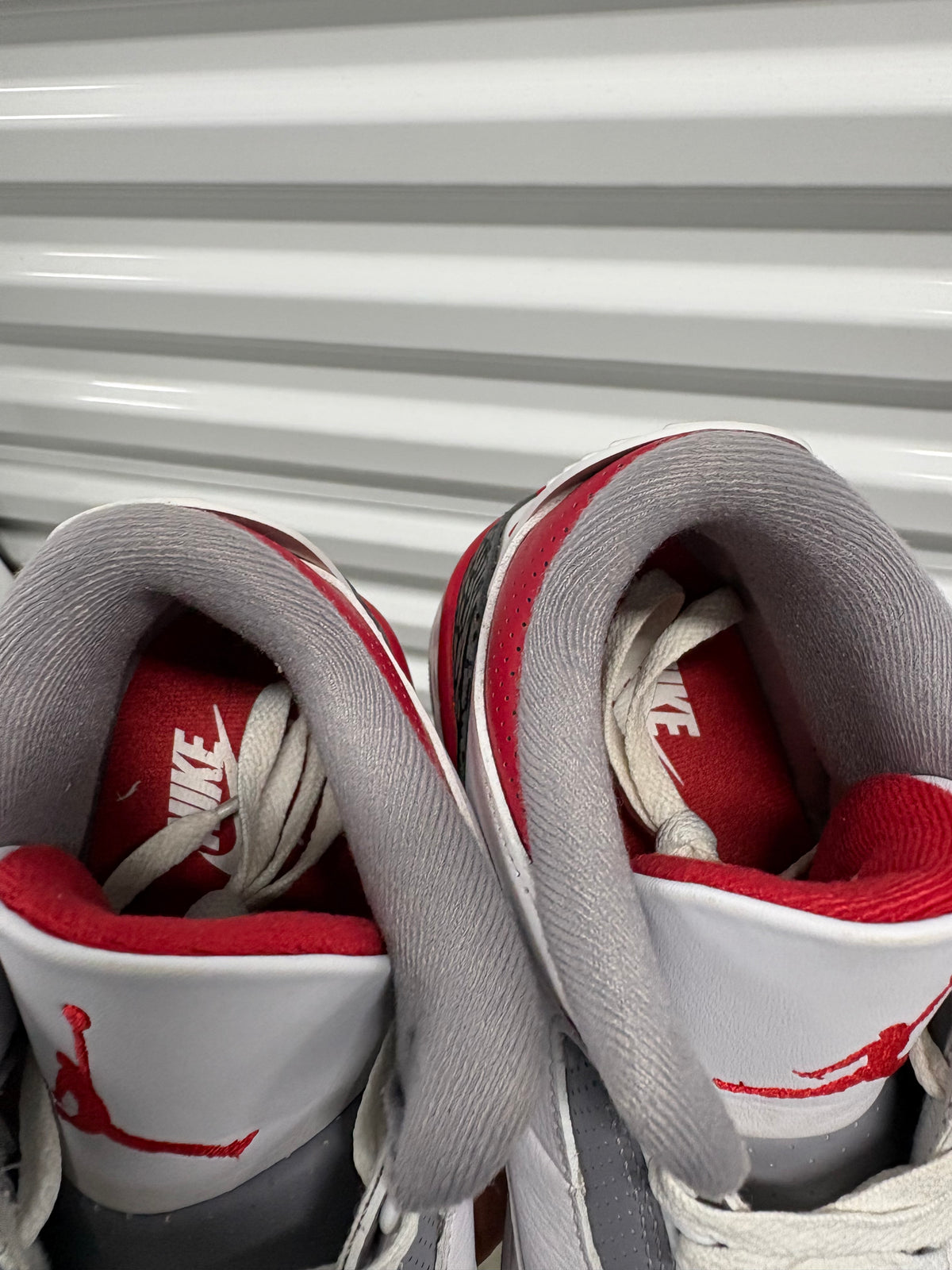 Size 8 - Jordan 3 Retro Fire Red 2022
