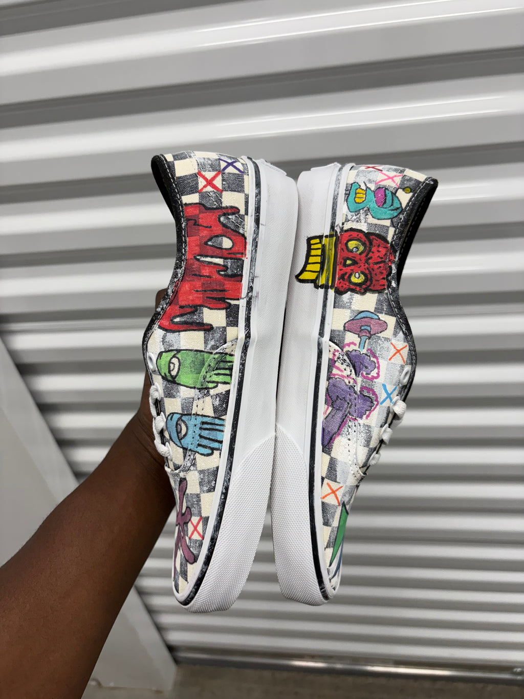 Size 6y -  Acc Checkerboard Vans 44 LX