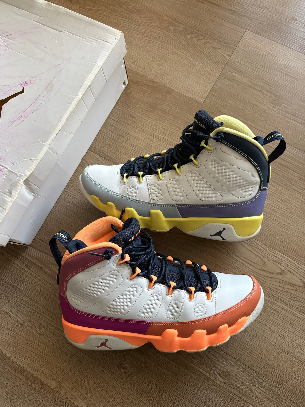 Size 8.5M - Jordan 9 Retro Change The World
