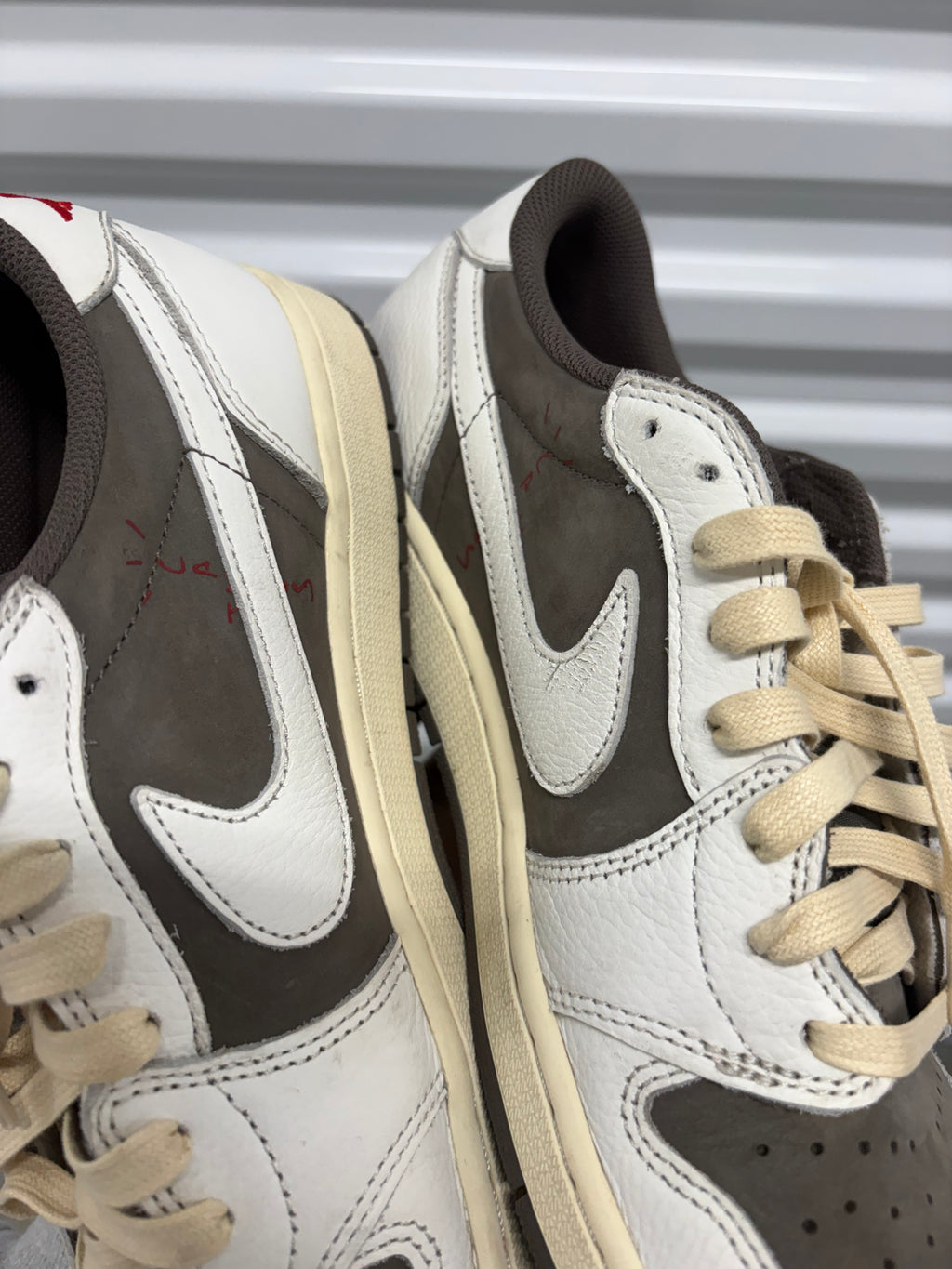 Size 10 - Travis Scott 1 Low Reverse Mocha