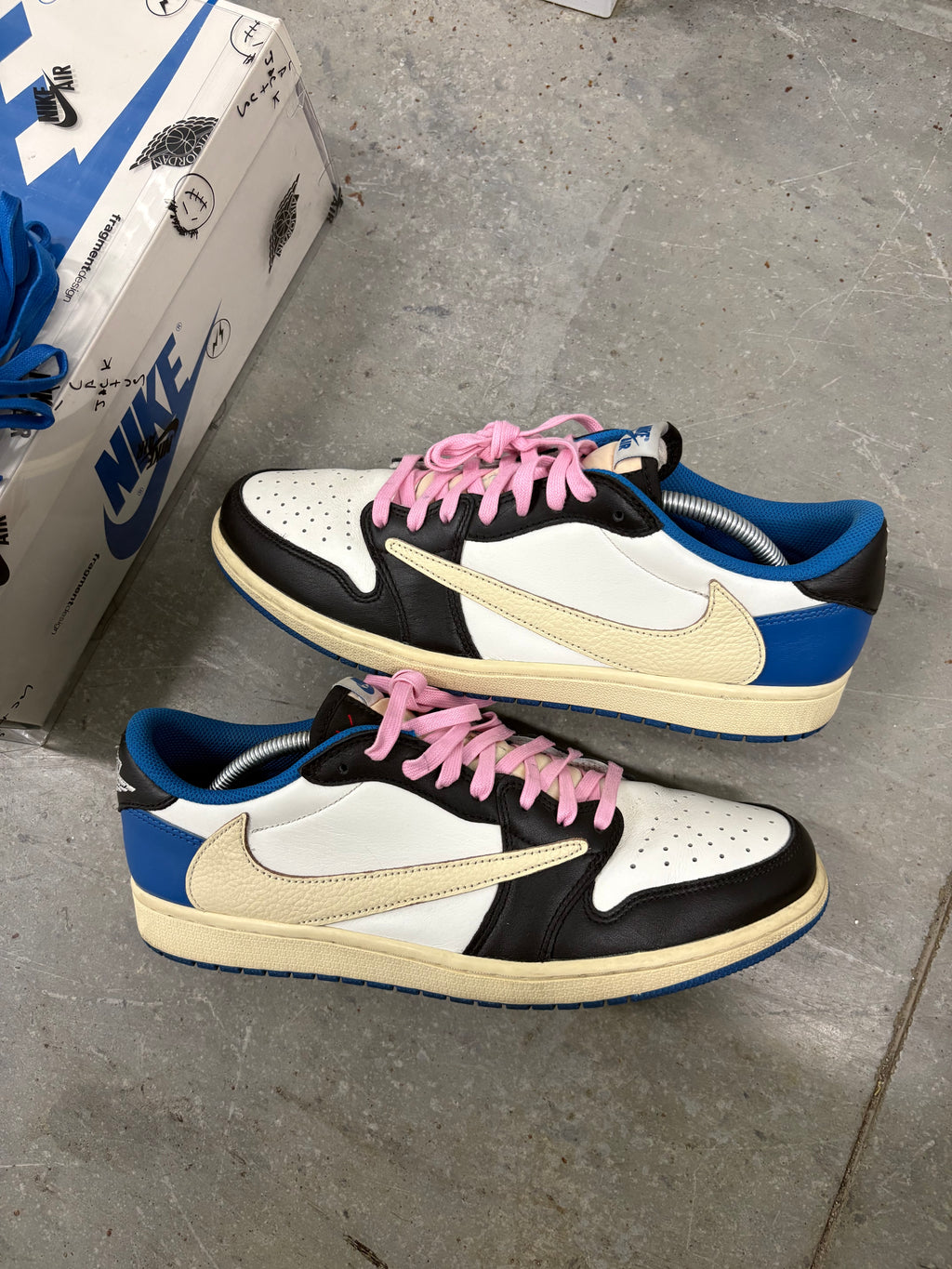Size 11 - Travis Scott 1 Low Fragment