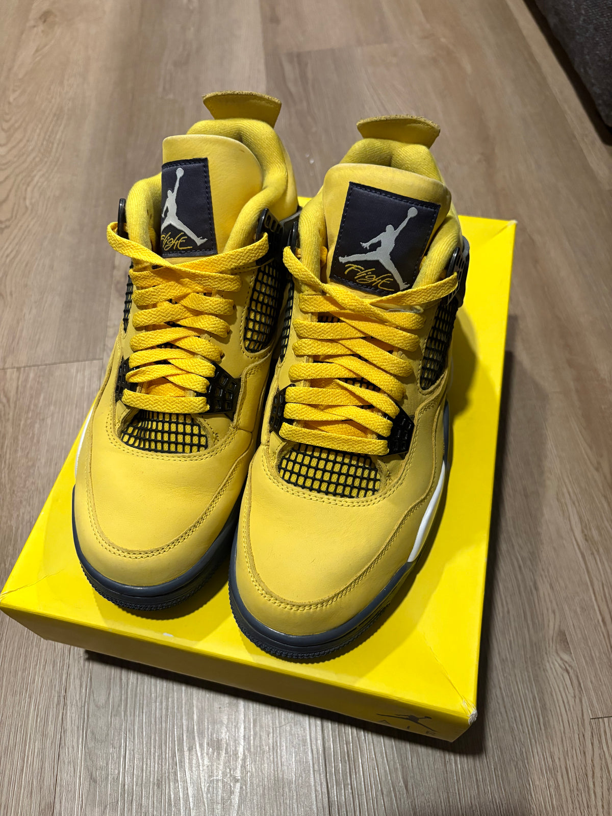 Size 9.5 - Jordan 4 Retro Lightning 2021