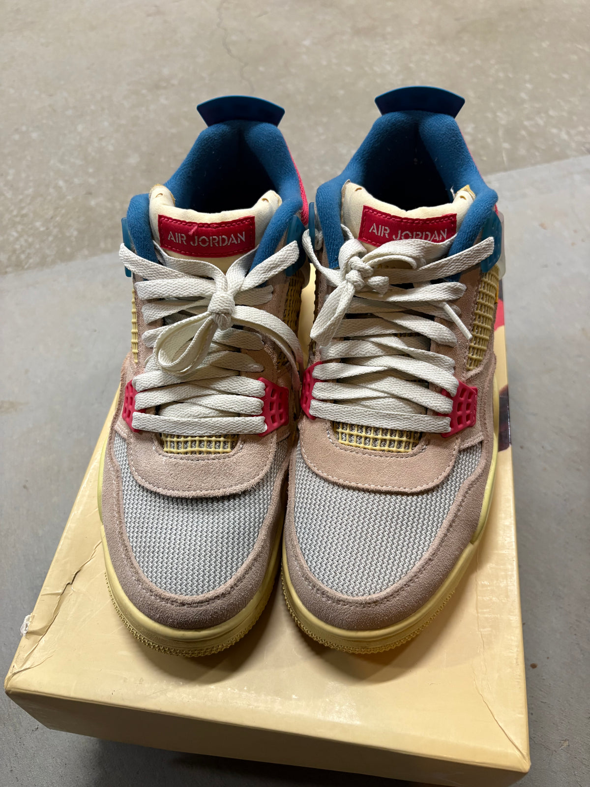 Size 9 - Jordan 4 Retro Union Guava Ice