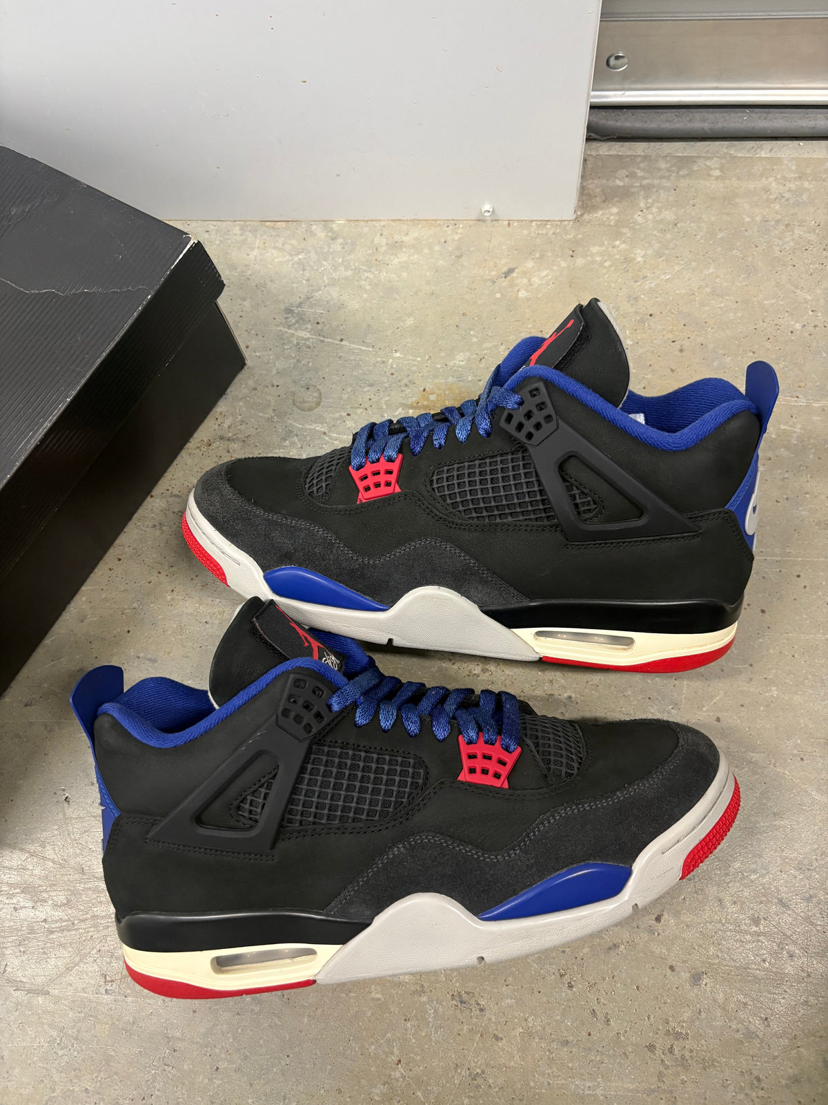 Size 11.5 - Jordan 4 Retro Rare Air ( Gold Lettering )