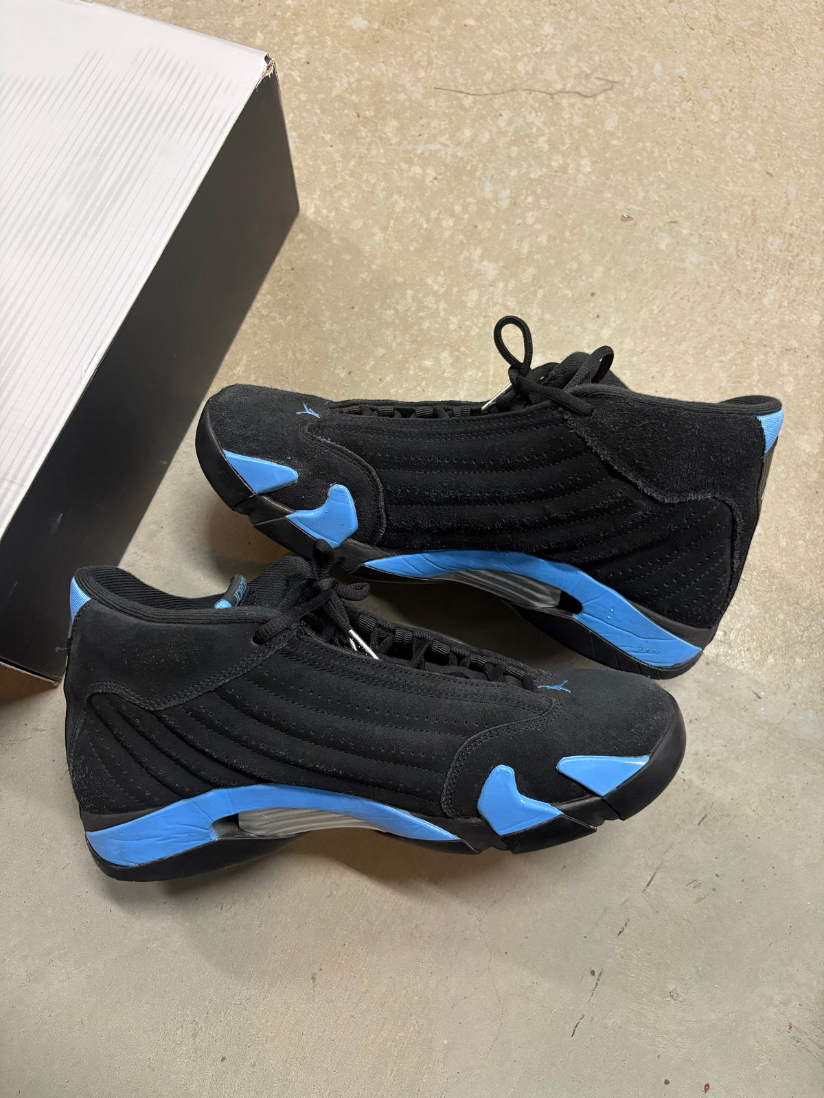 Size 10.5 - Jordan 14 Retro Black University Blue 2026