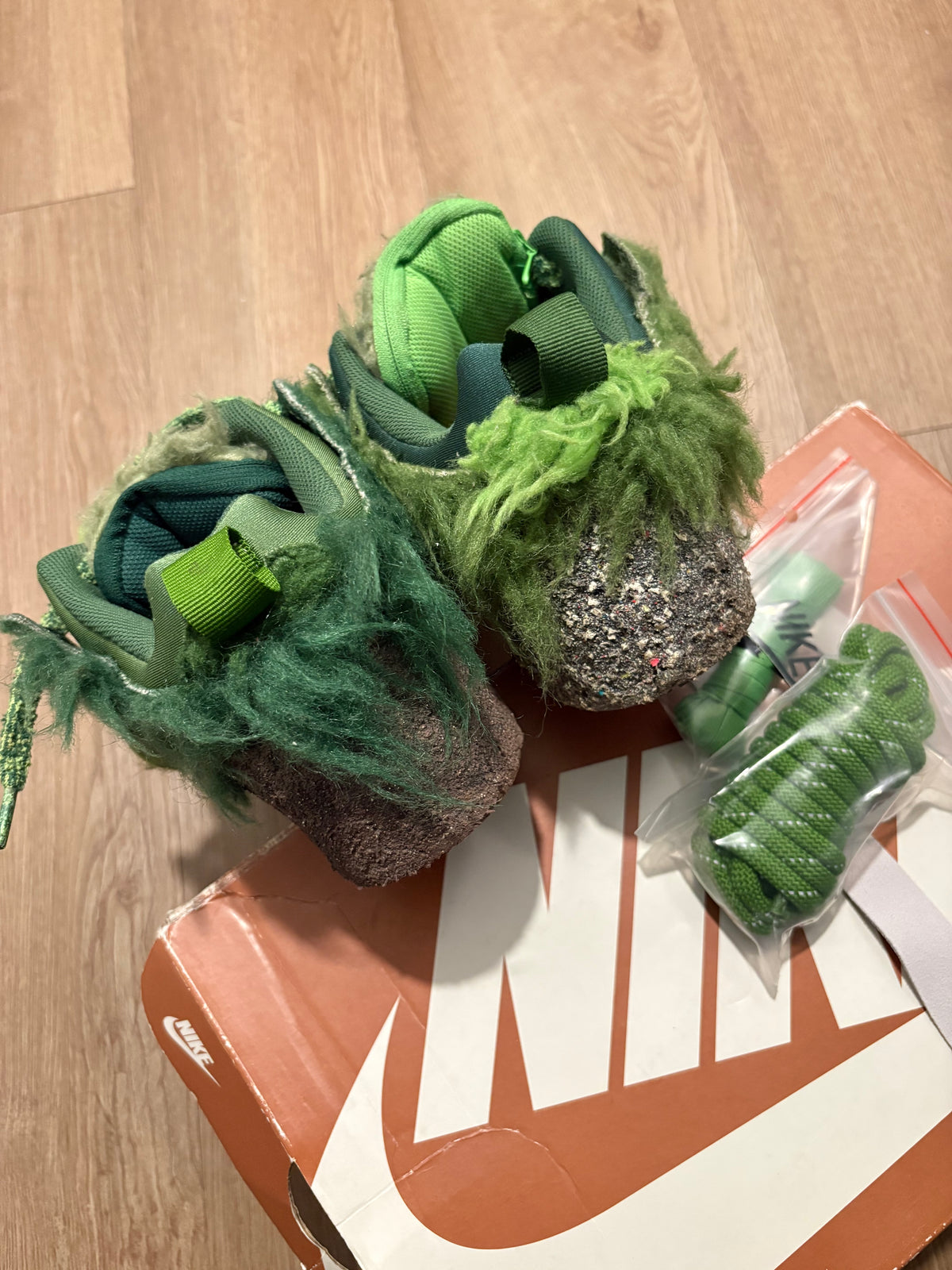 Size 8.5 - Nike Cpfm Flea 1 Grinch