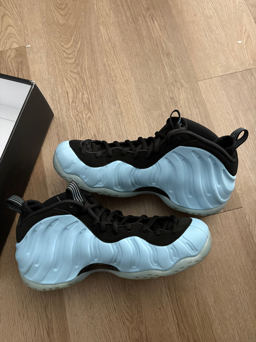 Size 9 - Nike Air Foamposite One Psychic Blue