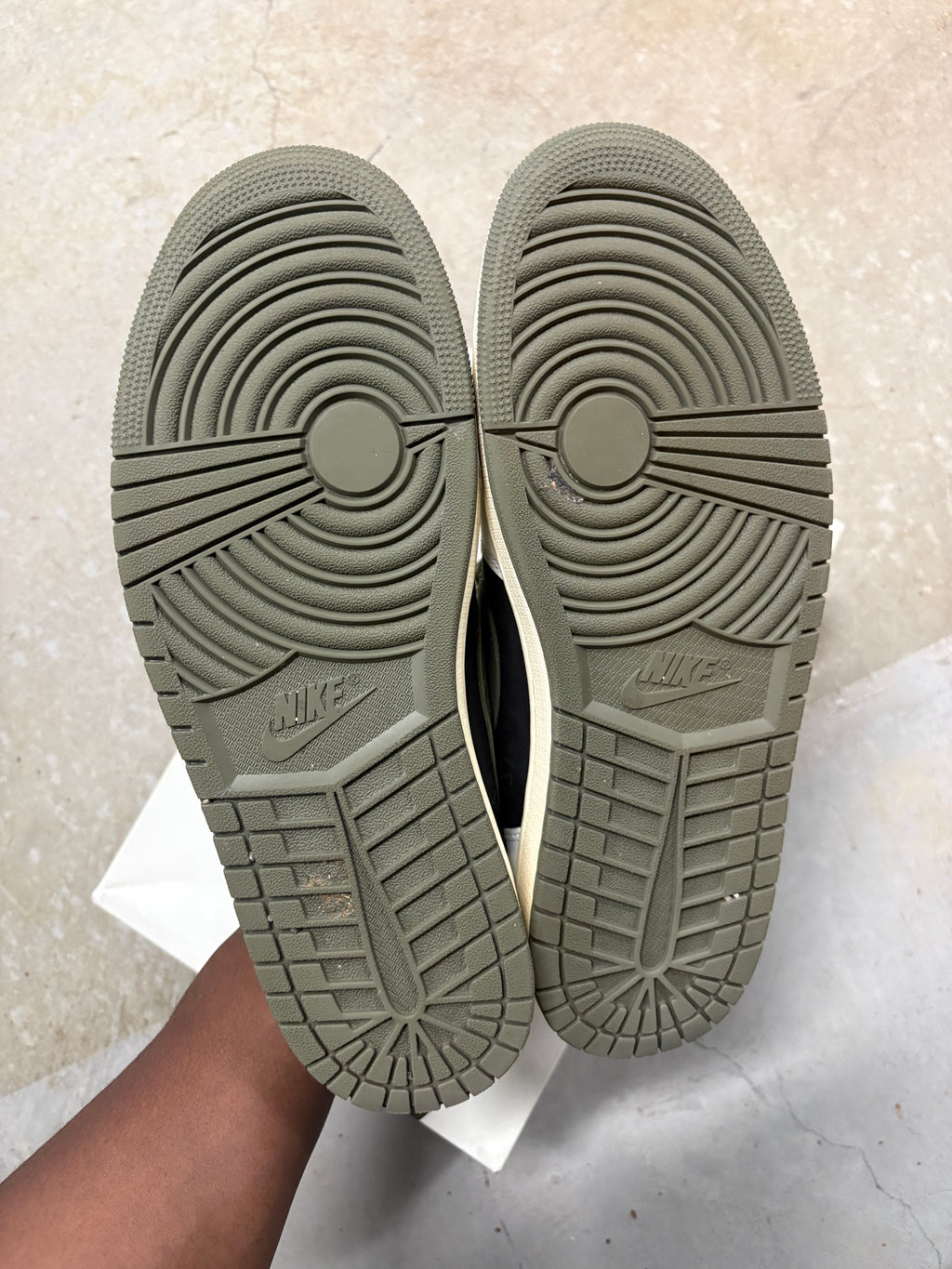 Size 11.5M - Travis Scott 1 Low Olive