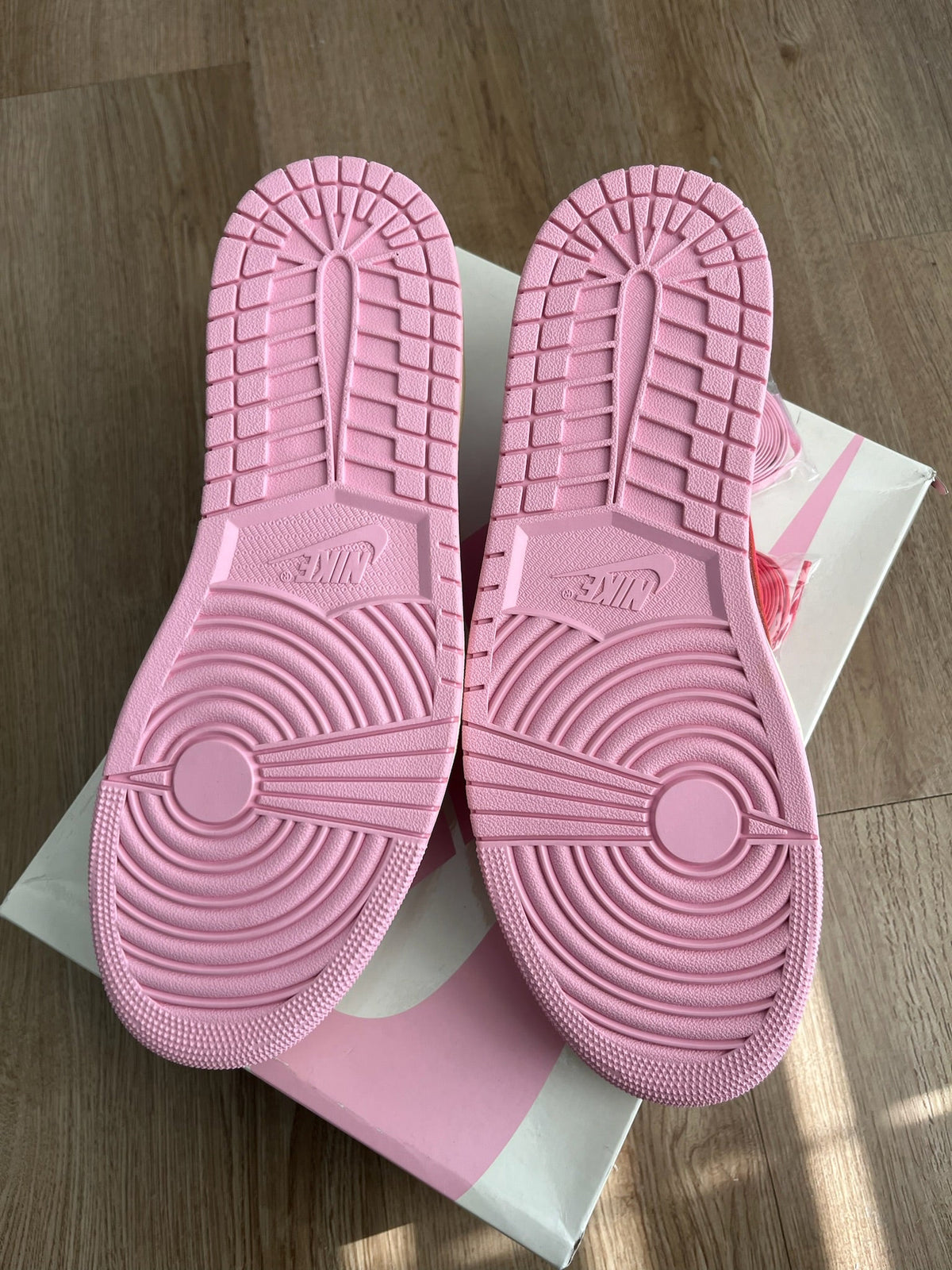 Size 12 - Travis Scott 1 Low Tropical Pink