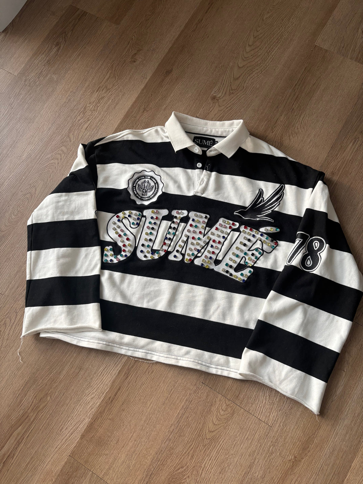 Size M - Sume Striped Rugby