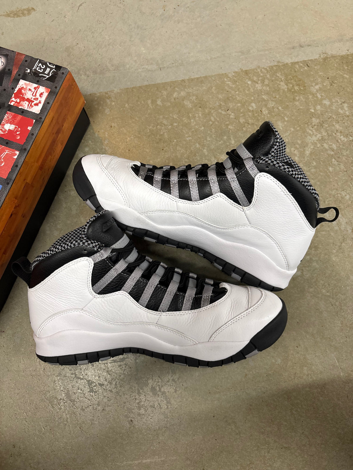 Size 11 - Jordan 10 Retro Steel 2025