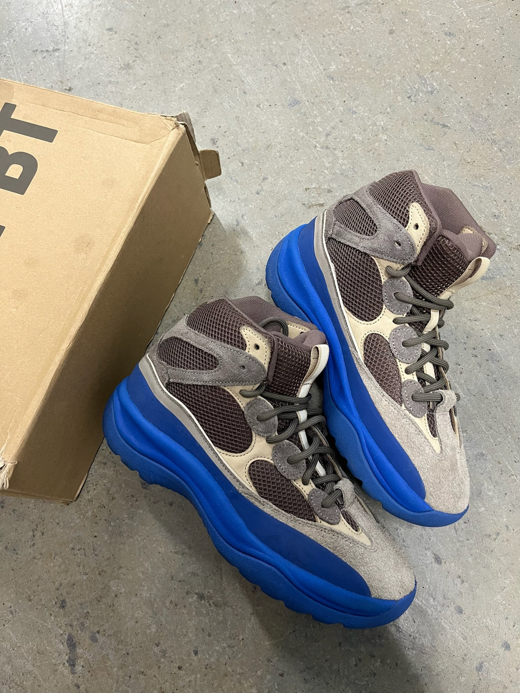 Size 9.5 - Yeezy Desert Boot Taupe Blue