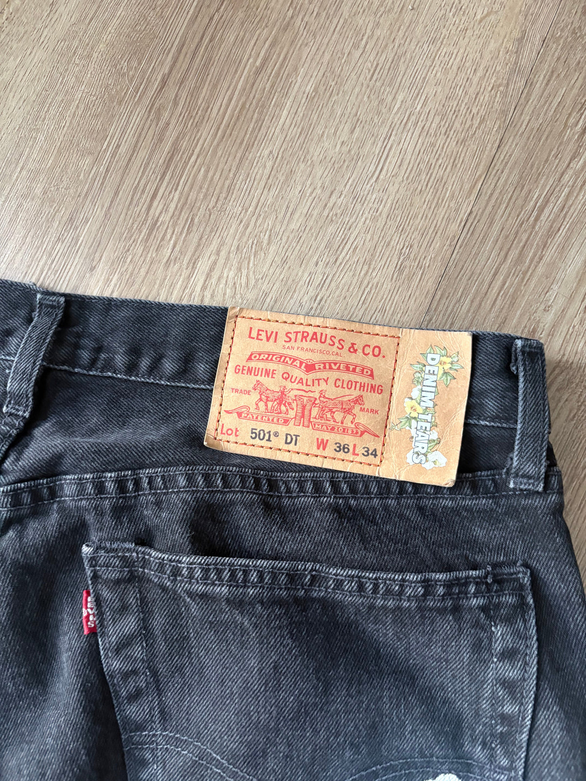 Size 36 - Denim Tear x Levi Wreath Jeans